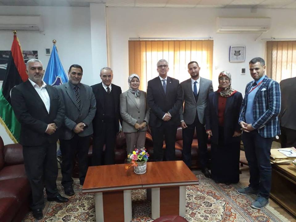 لقاء وزير العدل المكلف بجكومة الوفاق الوطني وممثلي الأحزاب السياسية